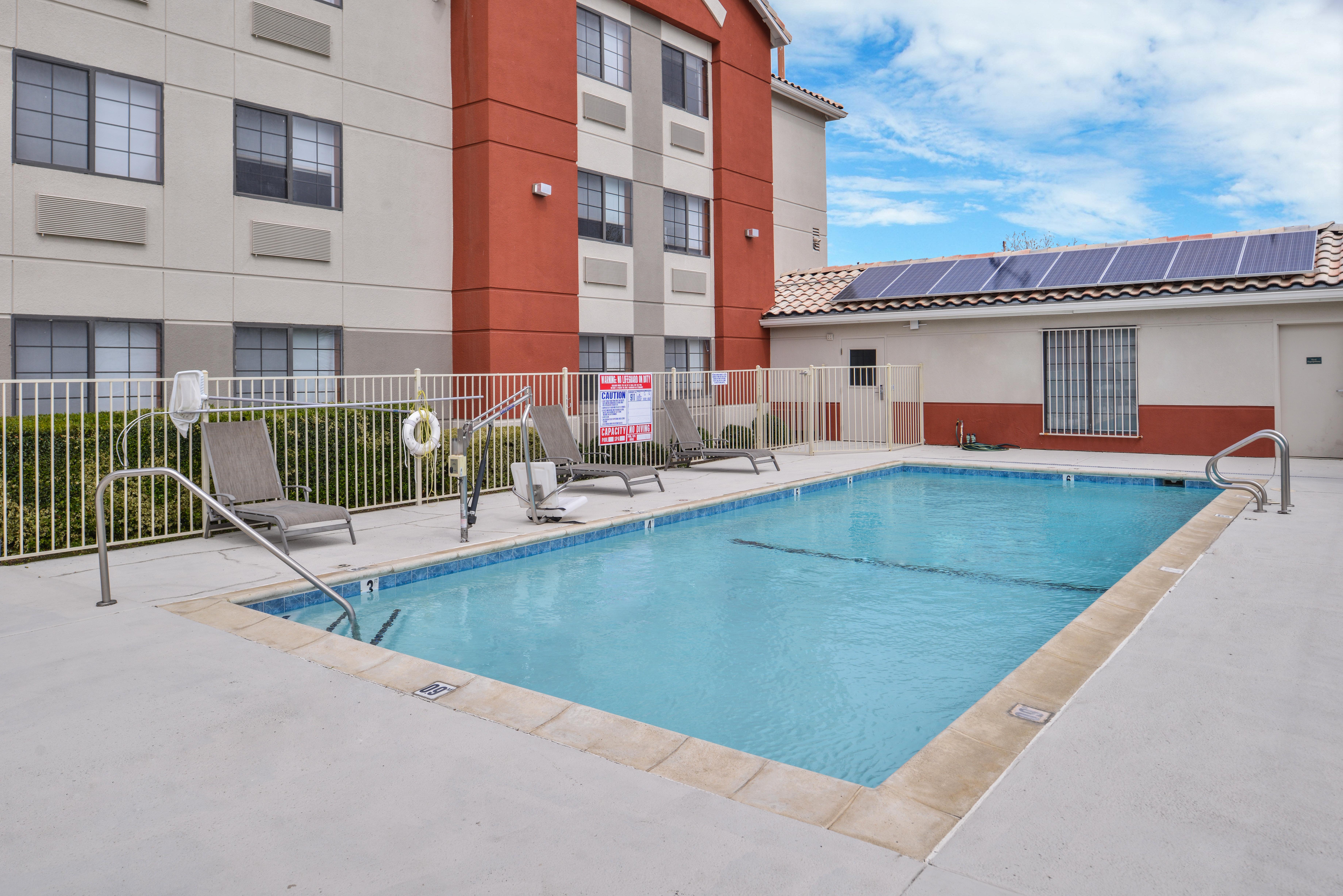 Holiday Inn Express Westley By Ihg Exterior photo