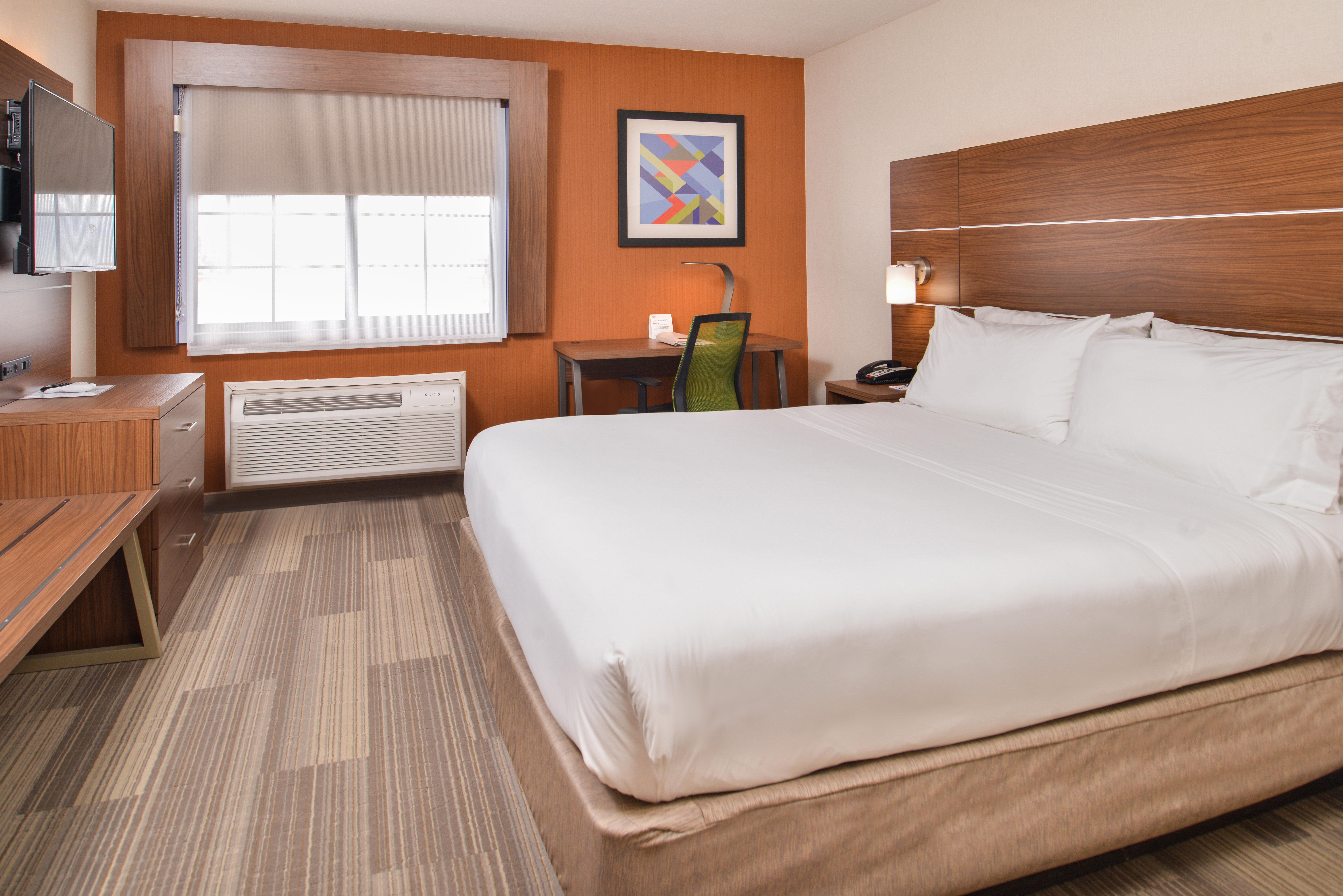 Holiday Inn Express Westley By Ihg Exterior photo